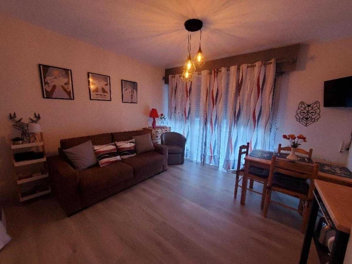 Le Tout A Pied Apartman Saint-Lary-Soulan Kültér fotó
